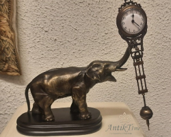 Винтажные скульптурные часы со слоном